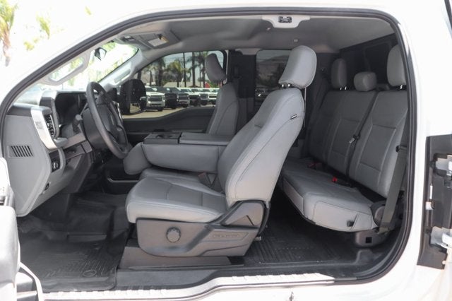 2025 Ford F-350SD XL