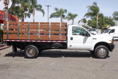 2001 Ford F-550SD XL
