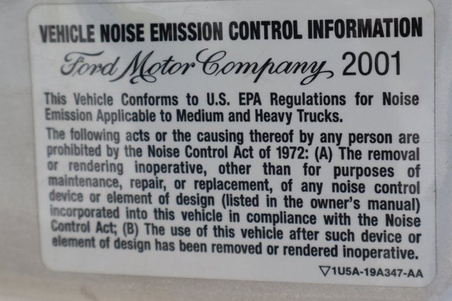 2001 Ford F-550SD XL