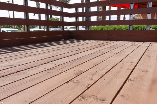 2001 Ford F-550SD XL