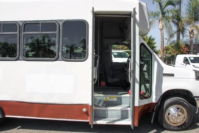 2012 Ford E-450SD Base