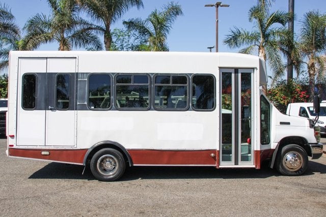 2012 Ford E-450SD Base