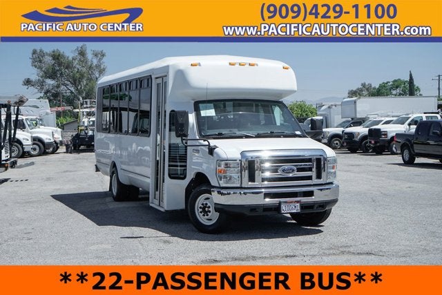 2013 Ford E-450SD Base