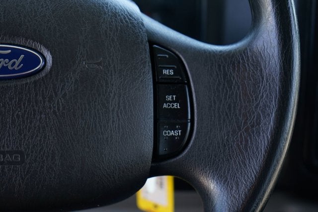 2013 Ford E-450SD Base