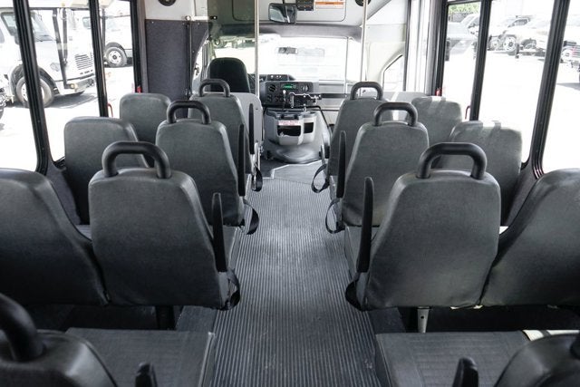 2013 Ford E-450SD Base
