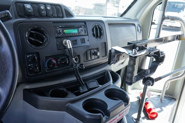 2013 Ford E-450SD Base