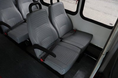 2015 Ford E-450SD Base