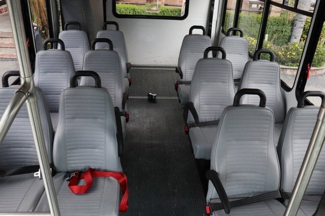 2015 Ford E-450SD Base