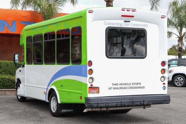 2015 Ford E-450SD Base