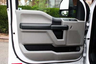 2022 Ford F-600SD XL