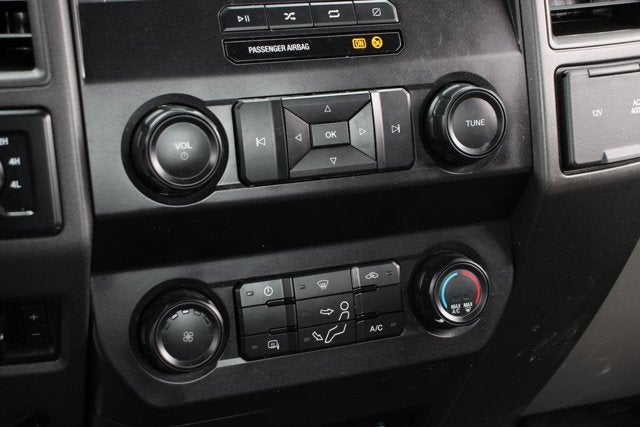 2022 Ford F-600SD XL