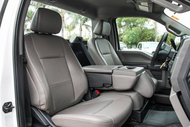 2022 Ford F-600SD XL