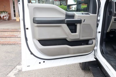 2022 Ford F-600SD XL