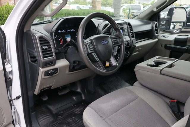 2022 Ford F-600SD XL