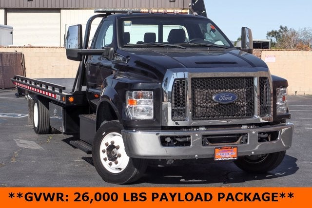 2023 Ford F-650SD Base