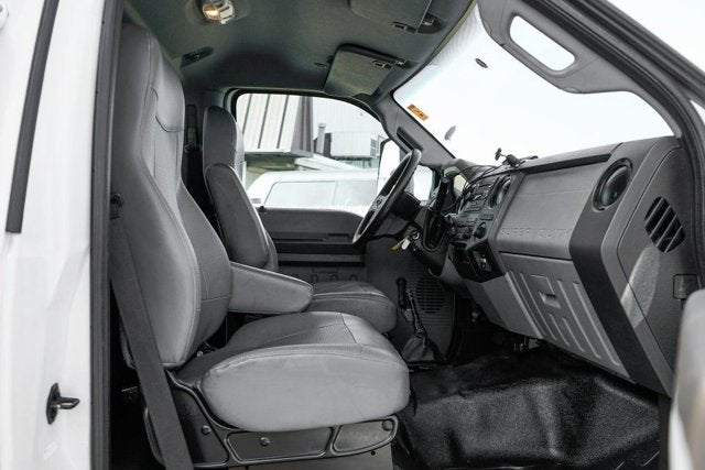 2017 Ford F-650SD Base