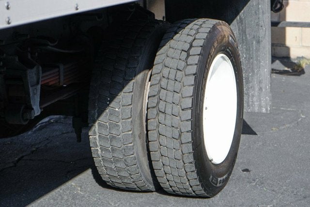 2017 Ford F-650SD Base