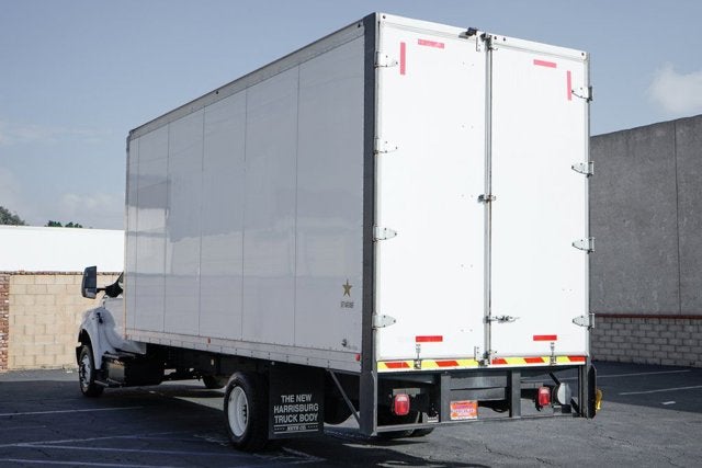 2017 Ford F-650SD Base