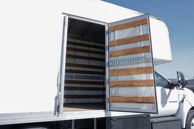 2016 Ford F-650SD Base