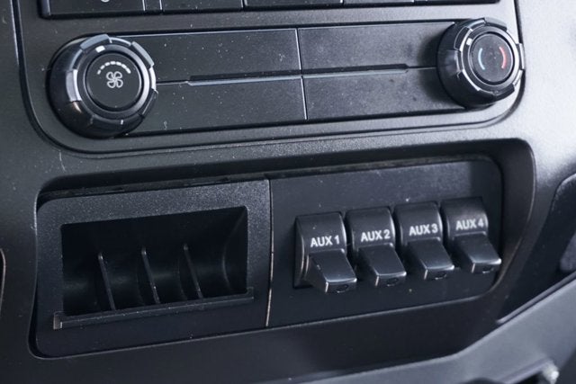 2016 Ford F-650SD Base