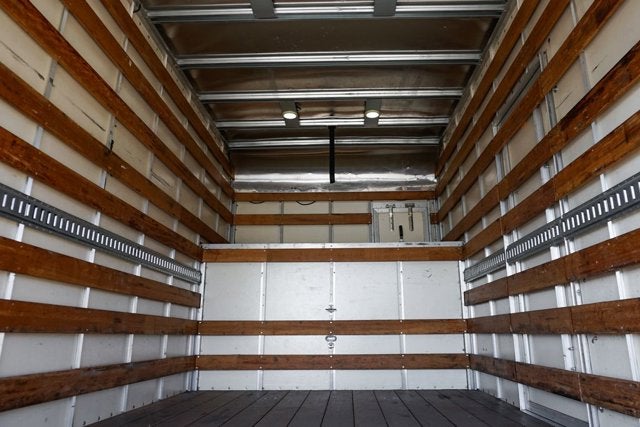 2016 Ford F-650SD Base