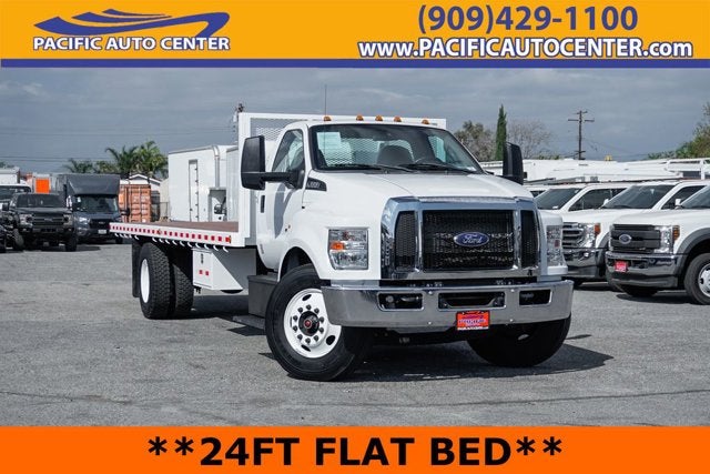 2016 Ford F-650SD Base