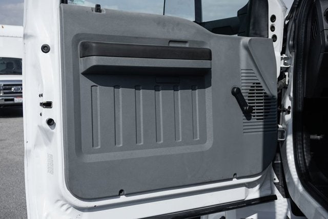 2016 Ford F-650SD Base