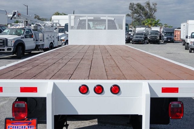 2016 Ford F-650SD Base