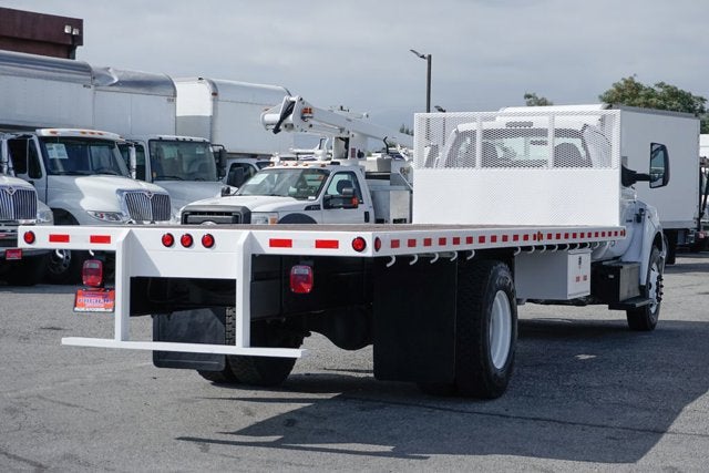 2016 Ford F-650SD Base