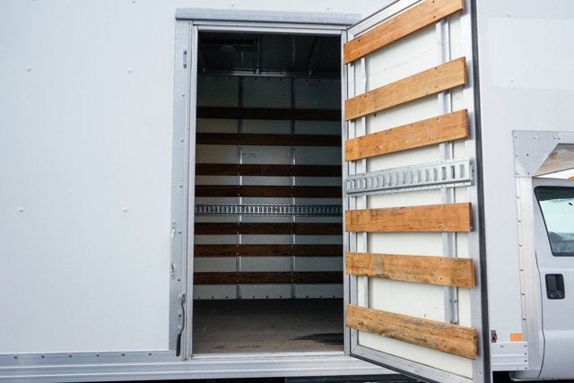 2016 Ford F-650SD Base