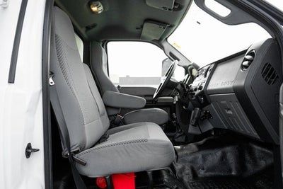 2016 Ford F-650SD Base