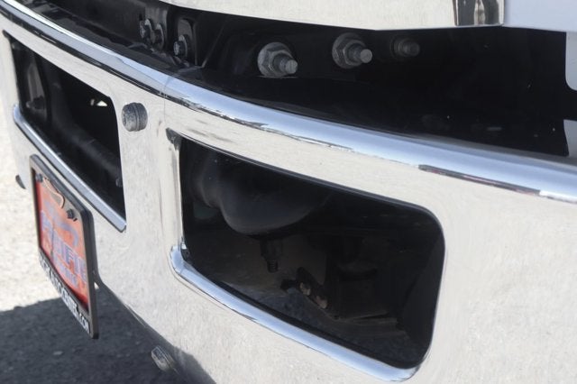 2022 Ford F-650SD Base