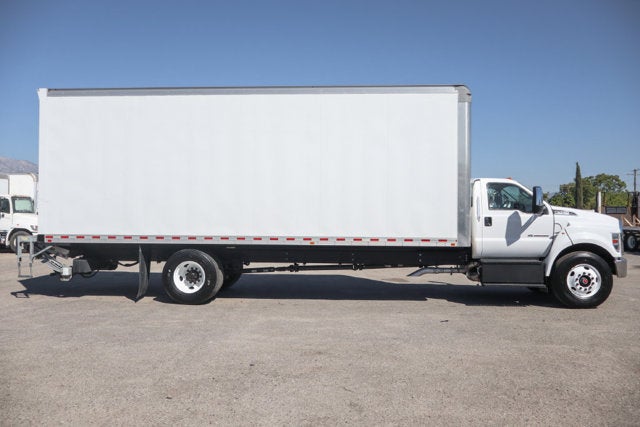 2021 Ford F-750SD Base
