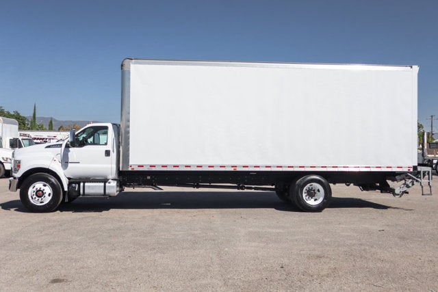 2021 Ford F-750SD Base