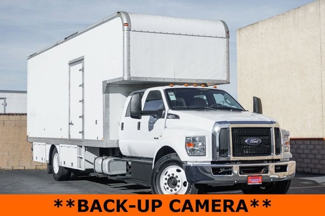 2016 Ford F-650SD Base