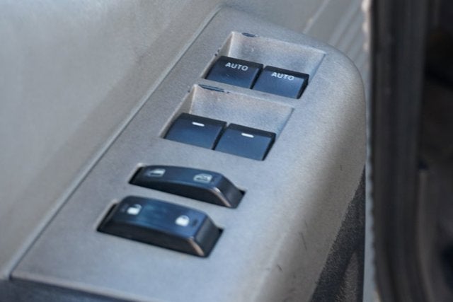 2016 Ford F-650SD Base