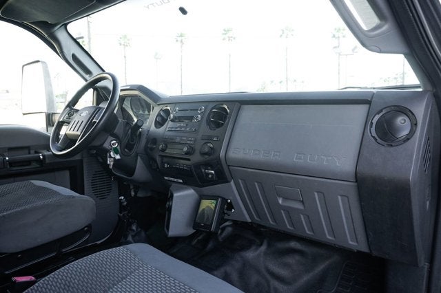 2016 Ford F-650SD Base