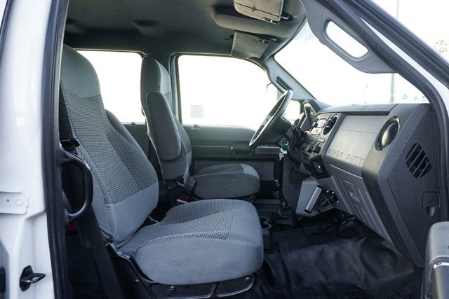 2016 Ford F-650SD Base