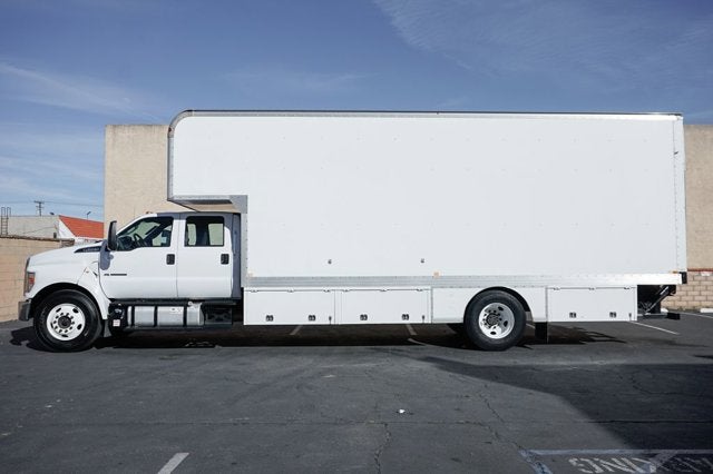 2016 Ford F-650SD Base