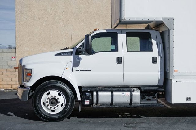 2016 Ford F-650SD Base