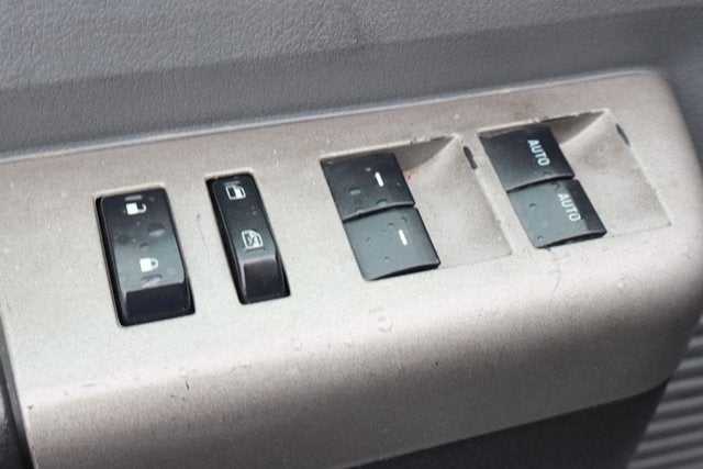 2016 Ford F-650SD Base