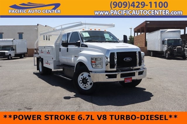 2016 Ford F-650SD Base