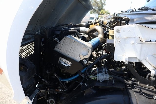 2016 Ford F-650SD Base