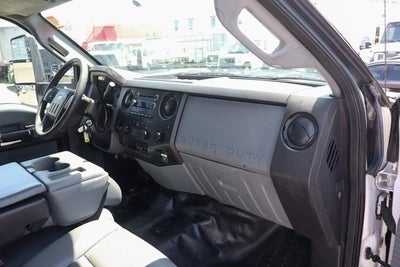 2016 Ford F-650SD Base