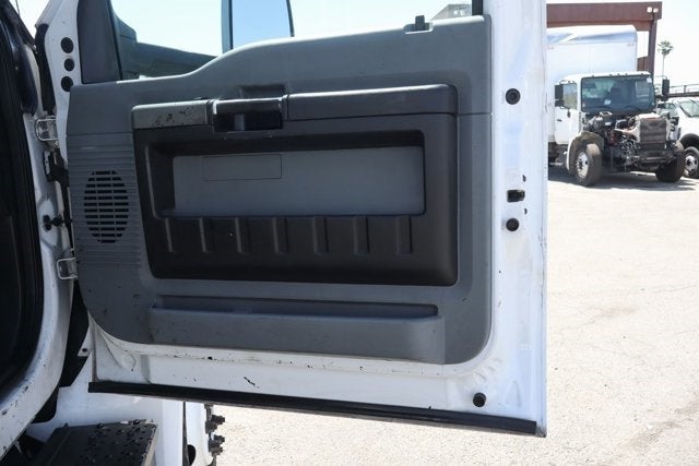 2016 Ford F-650SD Base