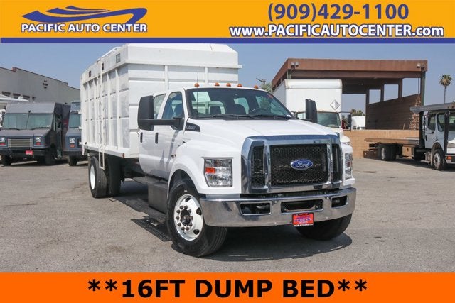 2023 Ford F-650SD Base