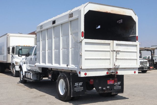 2023 Ford F-650SD Base