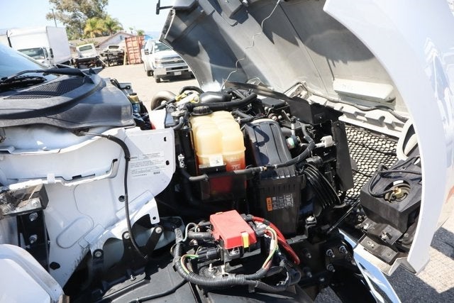 2017 Ford F-650SD Base