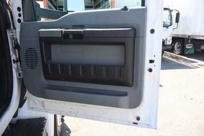 2017 Ford F-650SD Base