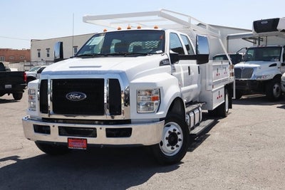 2017 Ford F-650SD Base
